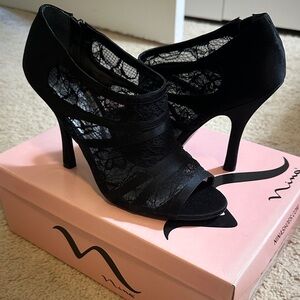 Nina Elegant Black Lace Heels